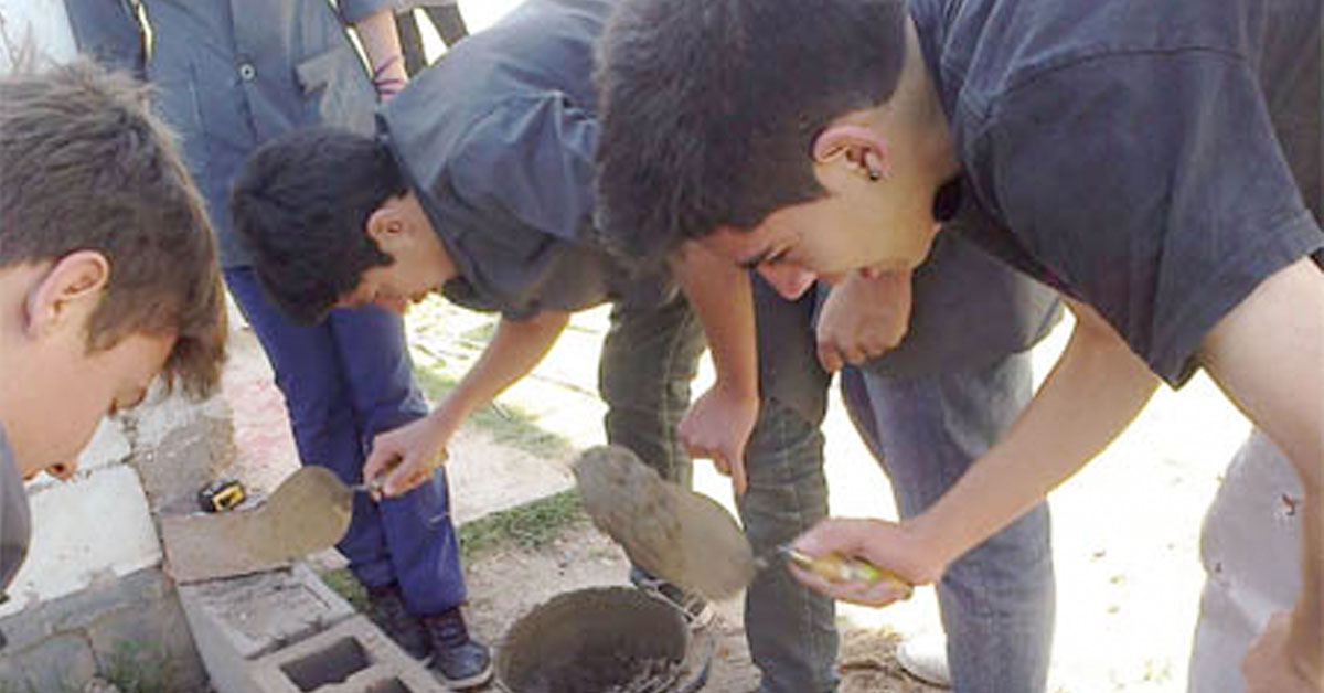 La participación docente como cimientos para la construcción de consensos pedagógicos